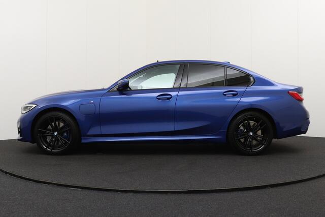 BMW 3-SERIE 330e M-Sport Schuif-/kanteldak Adapt. Cruise Memory Camera