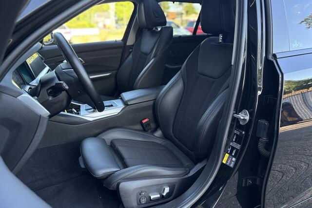 BMW 3-SERIE Touring 330e xDrive | Panodak | Trekhaak | Head-up | Camera | Comfort Access | 19inch