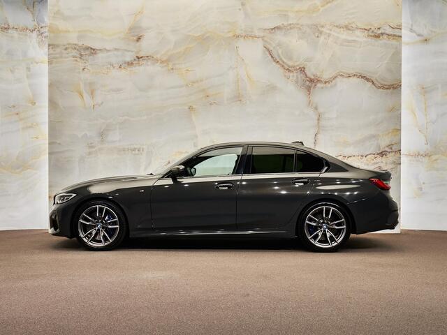 BMW 3-SERIE M340i xDrive, 19", H/K, HUD, LED, adatiep M onderstel, privacy, dealeroh