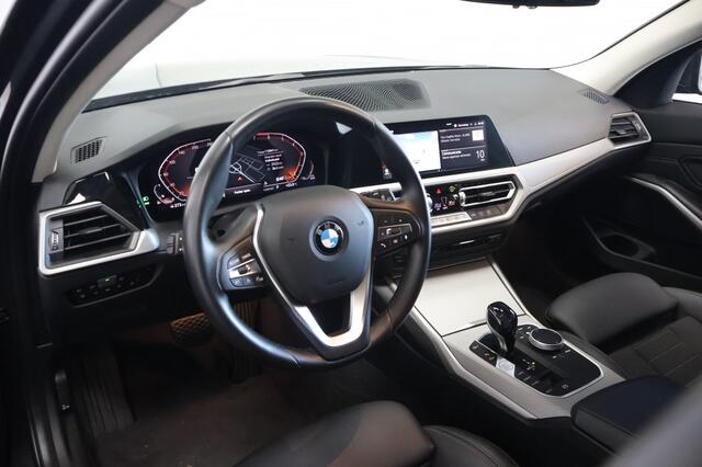 BMW 3-SERIE 3 Serie 2.0 Executive Shadow Line | Elek. Trekhaak | LED | 19"