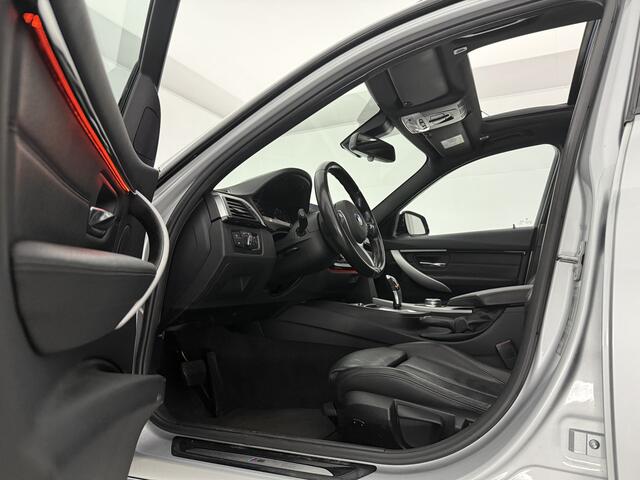 BMW 3-SERIE 318i M Sport Pano LED Camera Clima Cruise Navi Head-up Display Leder PDC 18"LMV