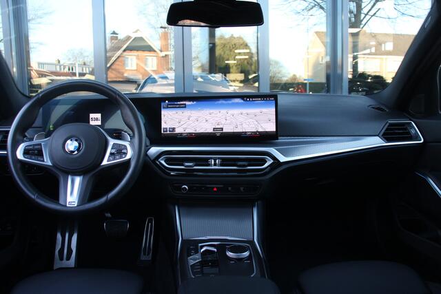 BMW 3-SERIE Touring 320e High Executive Navi/Camera/Head-up/Sfeerverlichting/Led/Panoramadak/Leder/20Inch