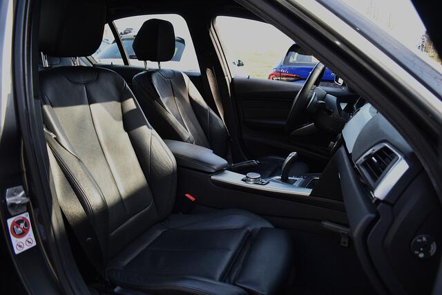 BMW 3-SERIE 330e 252PK HIGH EXECUTIVE M-SPORT NAVI/LEDER/LED