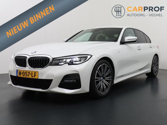 BMW 3-SERIE 320i High Executive M-Pakket | Camera | Navigatie | Dealer onderhouden
