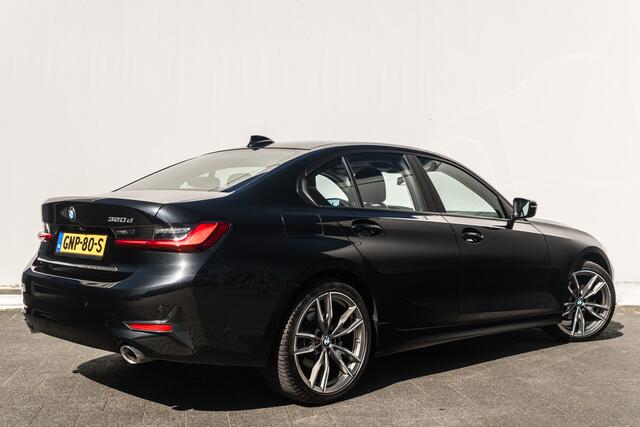 BMW 3-SERIE 320d Automaat High Executive Edition I M-Sport Stuurwiel I 19 inch. LMV I 19 inch. LMV