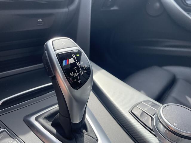 BMW 3-SERIE 320i High Executive, M sport Pakket, automaat, Schuifdak, Sportstoelen