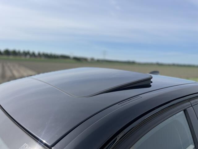 BMW 3-SERIE 320i High Executive, M sport Pakket, automaat, Schuifdak, Sportstoelen