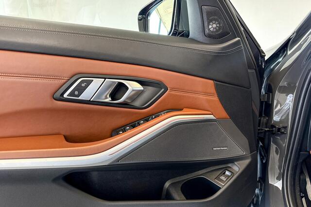 BMW 3-SERIE Touring 320i High Executive Edition | M Sport | Harman Kardon | Stoelverwarming | Achteruitrijcamera |