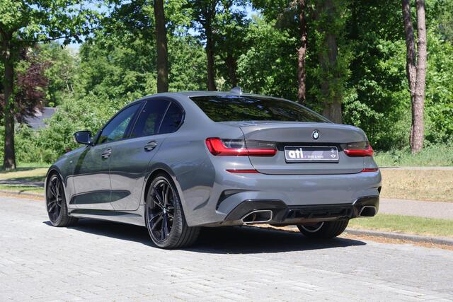 BMW 3-SERIE 330i Executive M-Pakket, 19", Laser, Head-up, Keyless, HiFi, Alarm, Live Cockpit Pro, etc.
