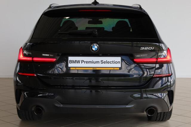 BMW 3-SERIE Touring 320i High Executive | M Sportpakket | 19 inch | Laserlight