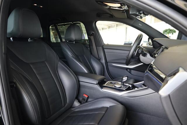 BMW 3-SERIE Touring 320i High Executive | M Sportpakket | 19 inch | Laserlight