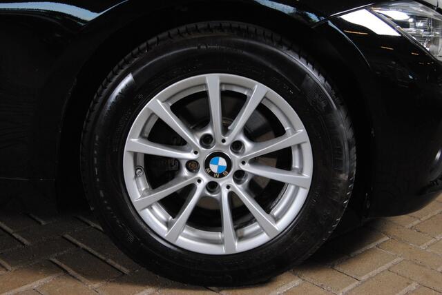 BMW 3-SERIE 318i Corp L Hi Ex