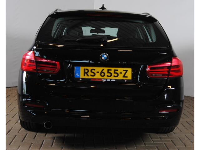 BMW 3-SERIE 318i Corp L Hi Ex
