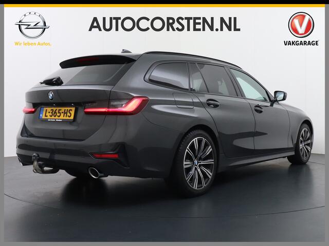 BMW 3-SERIE Touring 318I 157PK Autom.-8 Sport Line Trekhaak Leder Apple Carplay Android Auto Navi Pro Live Cockpit Pro Active Cruise Control DAB+ Comfort Access BMW Digital Key Elek.Achterklep Bluetooth Pdc Led Business Edition 1e Eigenaar