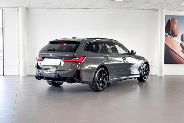 BMW 3-SERIE Touring 330e xDrive | M Sport | Glazen Panoramadak | Stoelverwarming | Headup Display |