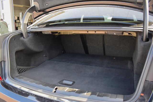 BMW 3-SERIE 330e High Executive | M-Sport | Shadow Line | Half Leer | Virtual