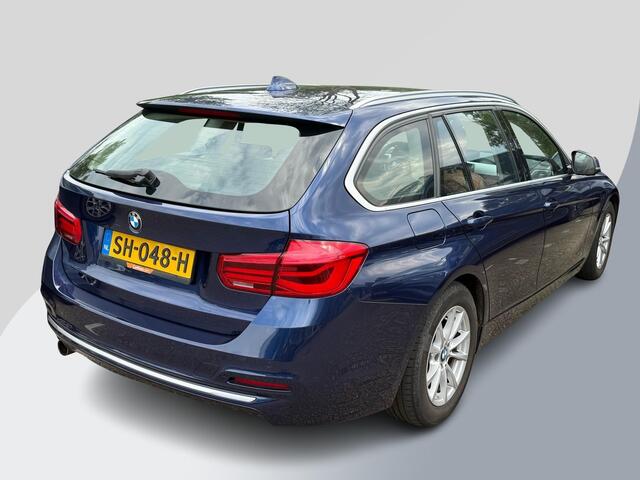 BMW 3-SERIE Touring 318i Edition Luxury Line Purity Executive 136pk Automaat | Lederen Bekleding