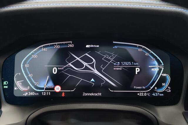 BMW 3-SERIE 330e xDrive High Executive | Individual | Pano | Trekhaak | LED
