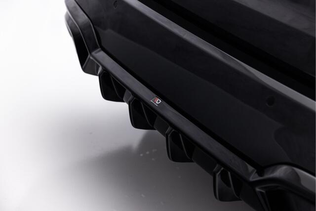 BMW 3-SERIE Touring 330i High Executive Edition M-Sport | M Performance 20 Inch | M340i uitlaat | ACC