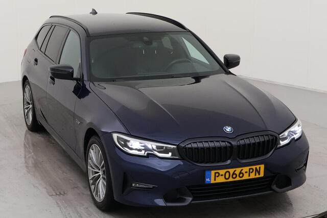 BMW 3-SERIE Touring 320e Business Edition Plus NL AUTO | LEDER | STOELVERW | CARPLAY |
