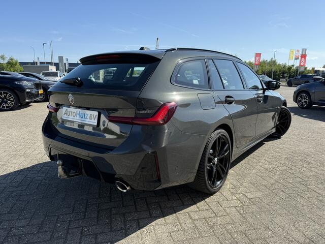 BMW 3-SERIE Touring 330e M Sport Trekhaak 19 Inch Carplay Achteruitrijcamera M Performance Stoelen Head-Up Display Dravit Grau Metallic Keyless Entry
