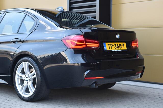 BMW 3-SERIE 318i M Sport Edition * M Sportpakket * Navigatie Professional * LED * Leder * Dealeronderhouden *