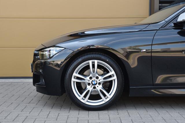 BMW 3-SERIE 318i M Sport Edition * M Sportpakket * Navigatie Professional * LED * Leder * Dealeronderhouden *