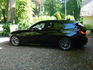bmw-3-serie-touring-320i-executive-