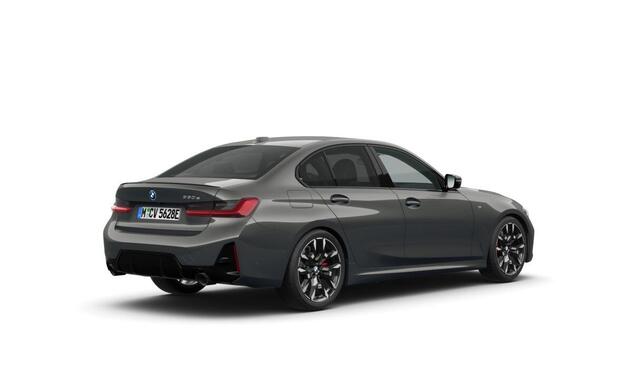 BMW 3-SERIE 330e Sedan | M Sportpakket Pro | Innovation Pack | Comfort Pack