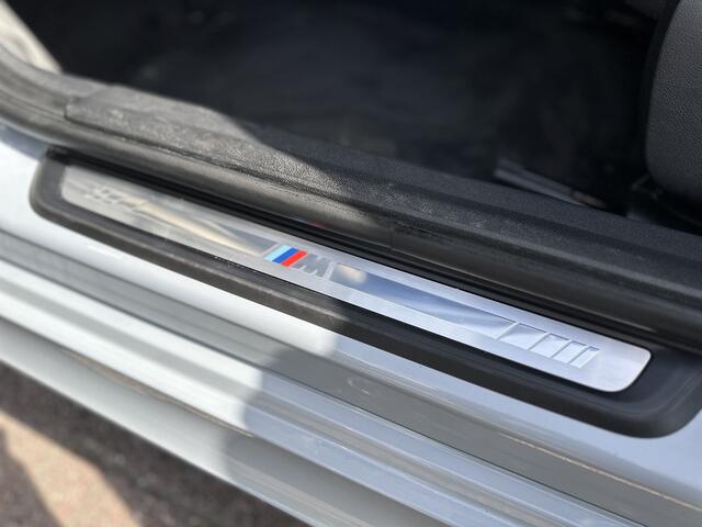 BMW 3-SERIE Touring 330e M-SPORT|292PK|LASER|CARPLAY|FACELIFT|SFEERVERL|19" LM VELGEN