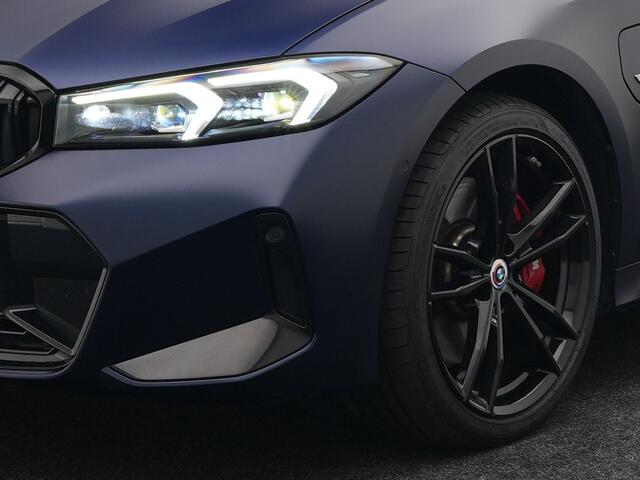 BMW 3-SERIE Touring 330e M Sport Individual Plug In Hybrid 293pk Facelift PHEV | Panodak | Individual Lederen Sportstoelen Memory | Adaptive Cruise | Widescreen Navi | 19"L.M | Keyless | Head Up |