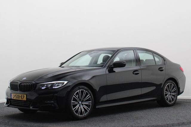 BMW 3-SERIE 318i Executive Edition Leer, Sportstoelen, Lane Assist, Apple Carplay, LED, PDC, 18"