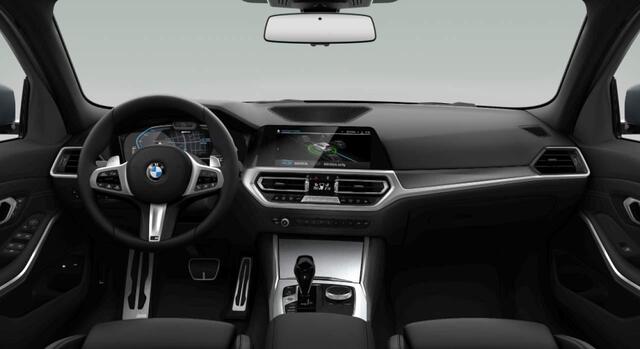 BMW 3-SERIE Touring 330e M-Sport | Panoramadak | CoPilot | Elektr. Trekhaak