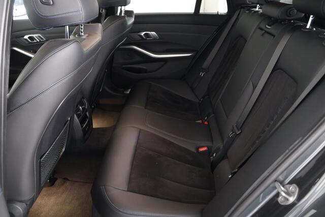 BMW 3-SERIE Touring 330e M-Sport / Laser-LED / HUD / CarPlay / Memory
