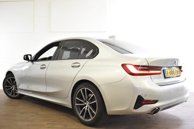 BMW 3-SERIE 318IA 2.0 156PK EXECUTIVE SPORT LEDER/NAVI/CARPLAY