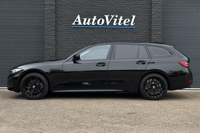BMW 3-SERIE Touring 330e xDrive | Head-Up | Comfort Acces | Memory | Trekhaak | 19 'Inch Breedset