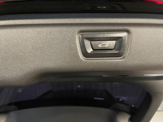 BMW 3-SERIE Touring 320i Executive M Sport 18"/Adaptieve cruise/Dodehoek/Live cockpit professional/LED adaptief/Stoelverwarming/HiFi/PDC v+a/Apple Carplay & Android Auto/Sportstoelen
