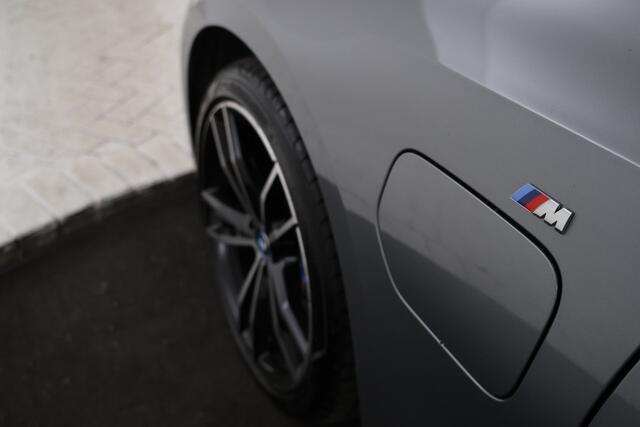 BMW 3-SERIE Touring 330e BTW AUTO, Apple Carplay, Harman Kardon, Alcantara