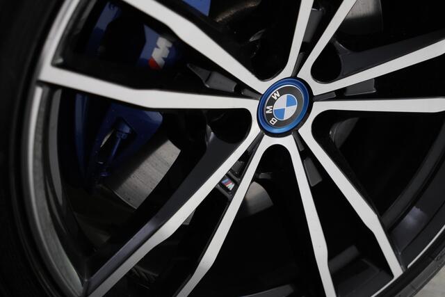 BMW 3-SERIE Touring 330e BTW AUTO, Apple Carplay, Harman Kardon, Alcantara