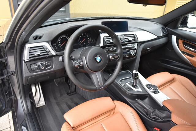 BMW 3-SERIE Touring 318i M Sport * M Sportpakket * Leder * Stoelverwarming * Navigatie Professional * LED * PDC *