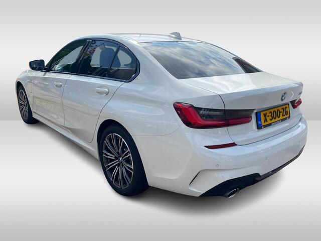 BMW 3-SERIE 330e M-Sport / Opendak / Adaptive Cruise / CarPlay / LED