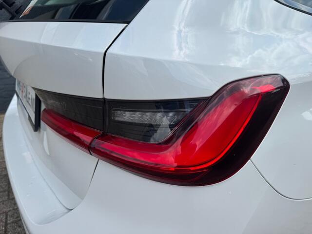 BMW 3-SERIE 320D Touring Aut. 190pk High Exec.+ Head up + sport stoelen -2020