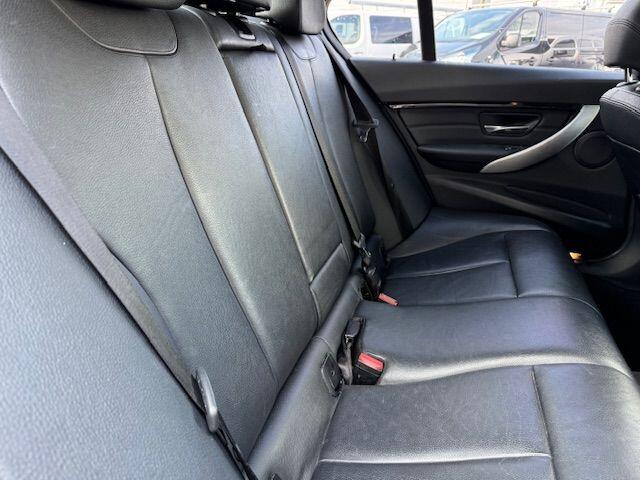 BMW 3-SERIE 330e Plugin Hybrid Centennial High Executive M-Line Automaat Airco/ECC,Leder,Navigatie,Open dak