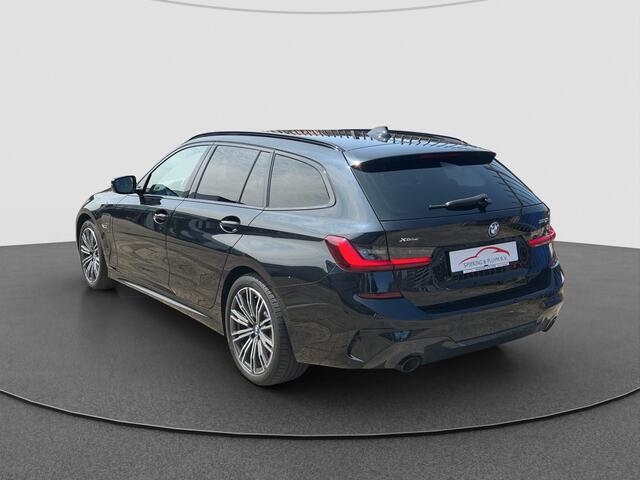 BMW 3-SERIE Touring 320e xDrive High Executive | M-Sport | Trekhaak | 18'' LMV