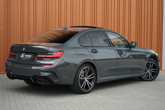 BMW 3-SERIE 330e xDrive M Sport DAVITGRAU M-Stoelen Schuifdak Trekhaak Memory DAB VOL!