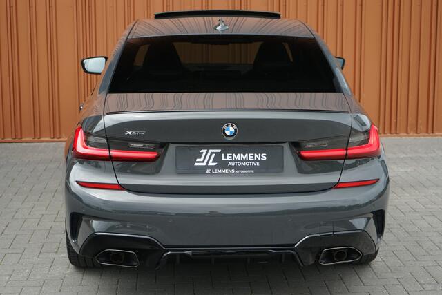 BMW 3-SERIE 330e xDrive M Sport DAVITGRAU M-Stoelen Schuifdak Trekhaak Memory DAB VOL!