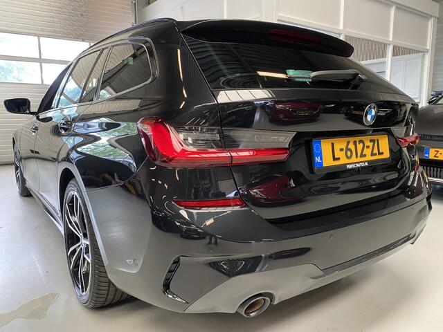 BMW 3-SERIE Touring 320e M pakket Edition Plus Head up, Camera, M Pakket