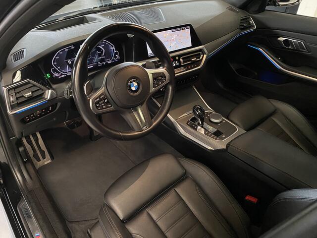 BMW 3-SERIE Touring 320e M pakket Edition Plus Head up, Camera, M Pakket