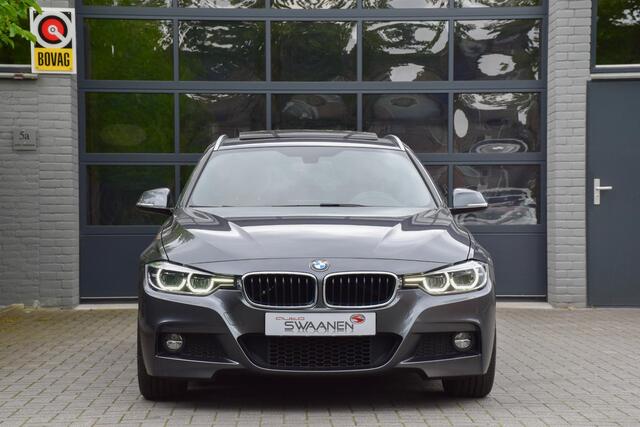 BMW 3-SERIE Touring 320i M sport | Leer | Pano
