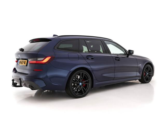 BMW 3-SERIE Touring 330e Business Edition Plus (INCL.BTW) *PANO | HEAD-UP | FULL-LED | DIGI-COCKPIT | NAVI-FULLMAP | SPORT-SEATS | HIFI-SOUND | CAMERA | AMBIENT-LIGHT | ECC | PDC | 19''ALU*
